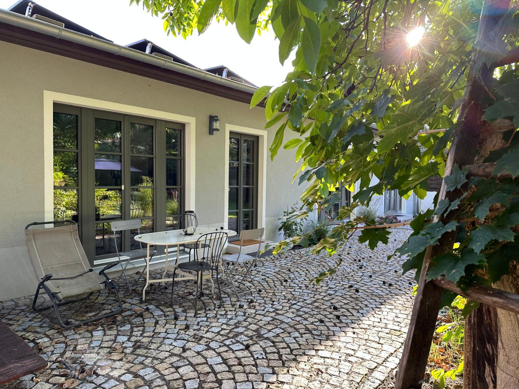 Landlust - Landhaus Mit Gartenterasse Bergholz-Rehbrucke エクステリア 写真